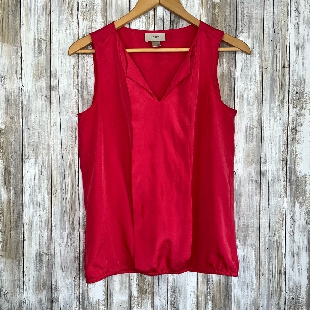 Loft Pink Sleeveless Pleat Blouse